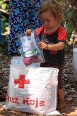 Entrega de Ayuda Humanitaria en Horqueta, Paraguay (2009)